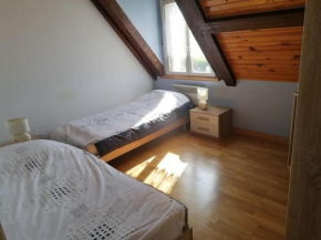 Chambre privée 2 dans jolie maison de ville